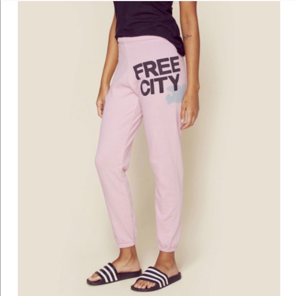 FREECITY Pink Sweatpants